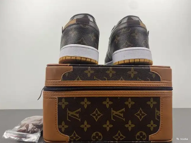 Rep TBK x Jordan OW Off-Louis 1 LOW Air AJ1 0504